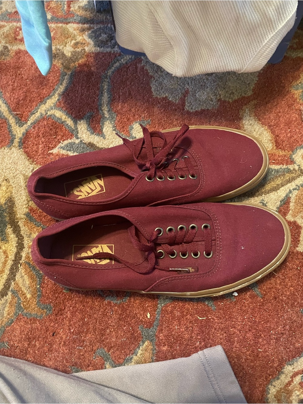 Vans Men’s Canvas Low-Top Sneakers in Burgundy